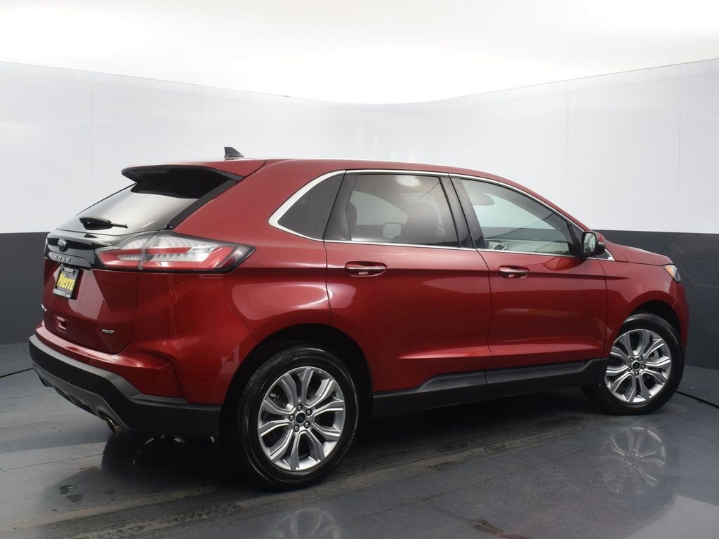 Used 2024 Ford Edge Titanium image 4