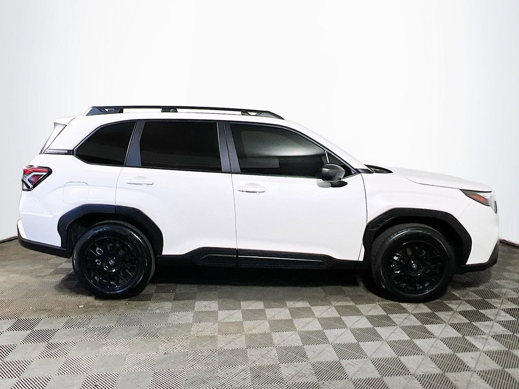 Used 2025 Subaru Forester Premium AWD/4WD image 8