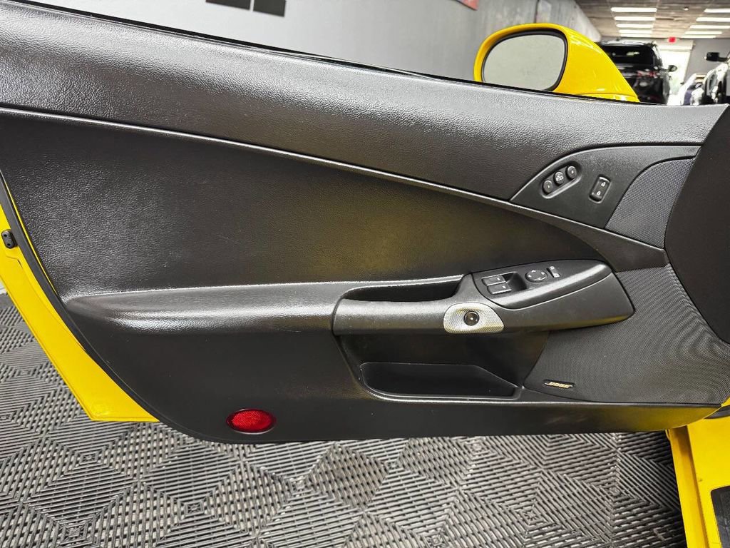 Used 2007 Chevrolet Corvette Convertible w/ Preferred Equipment Group image 47