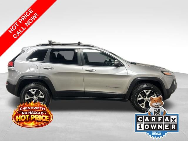 Used 2018 Jeep Cherokee Trailhawk AWD/4WD image 4