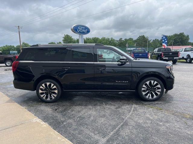 New 2026 Ford Expedition Max Platinum w/ Driver's Package AWD/4WD image 4