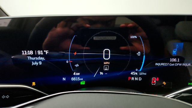 Used 2025 Cadillac Lyriq Luxury AWD/4WD image 56
