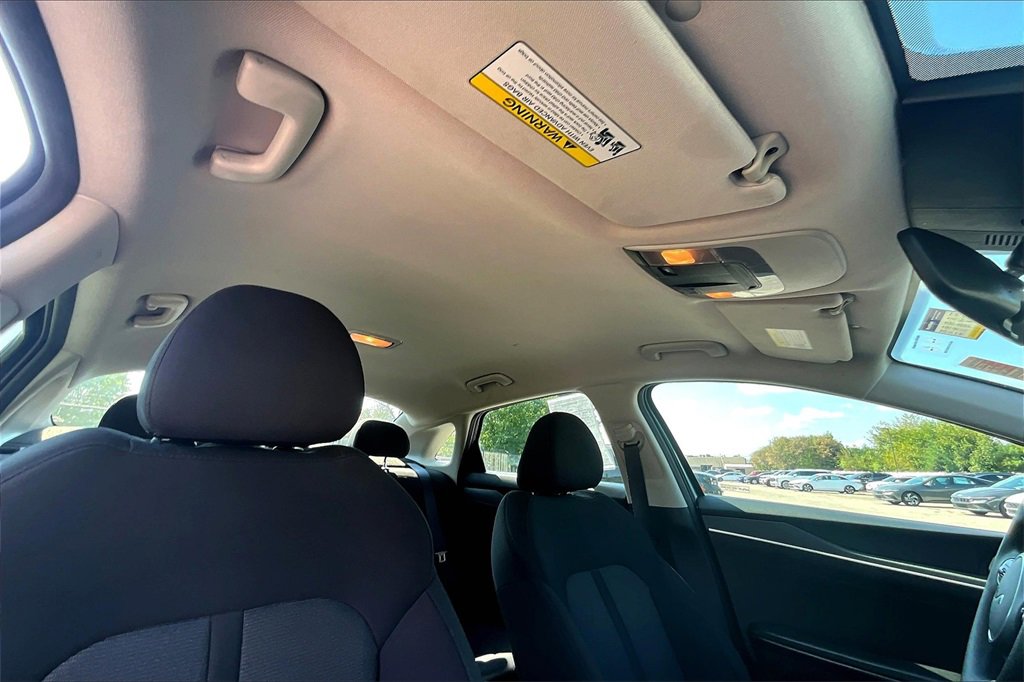 Used 2023 Kia K5 LXS image 21