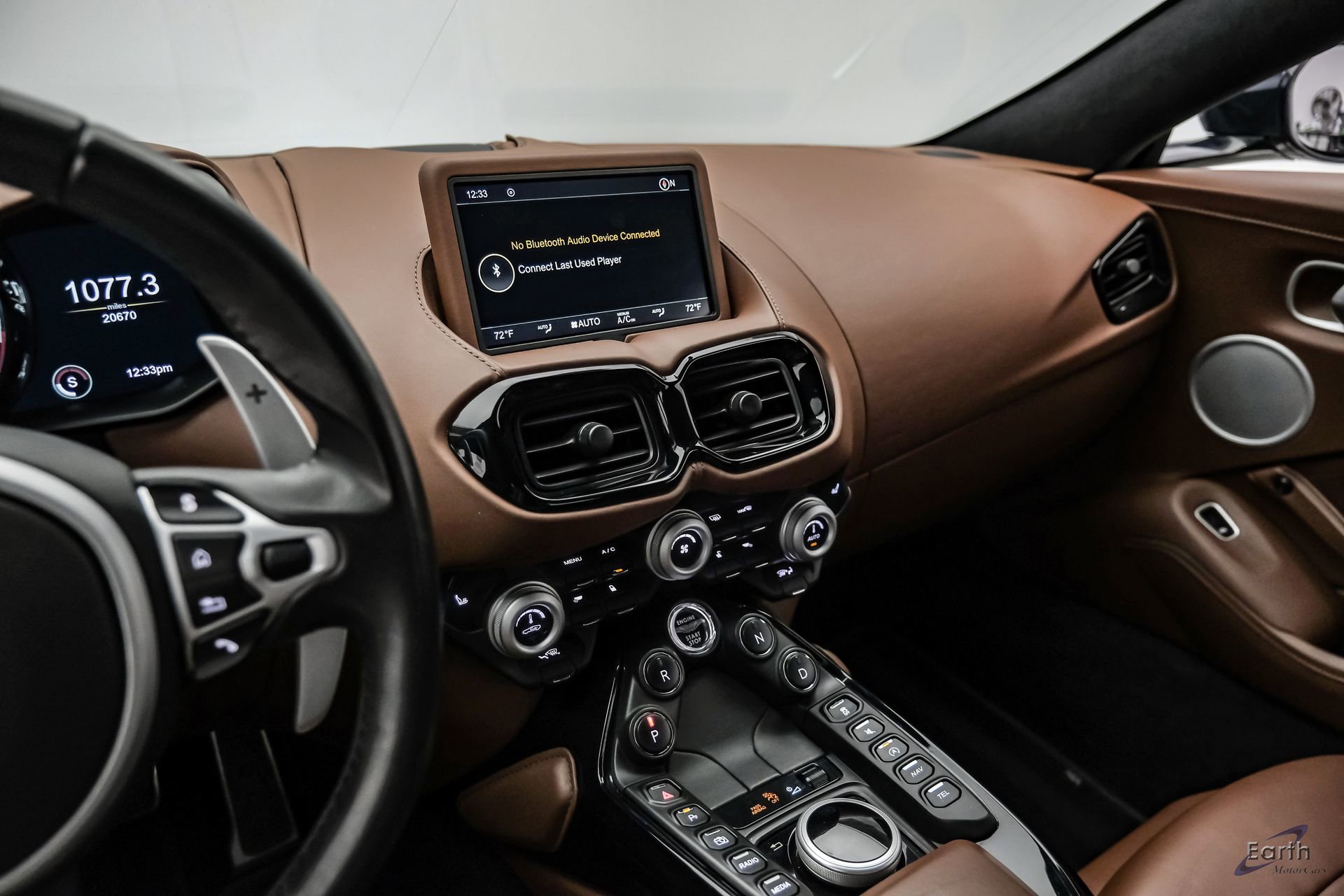 Used 2020 Aston Martin V8 Vantage Coupe RWD image 56