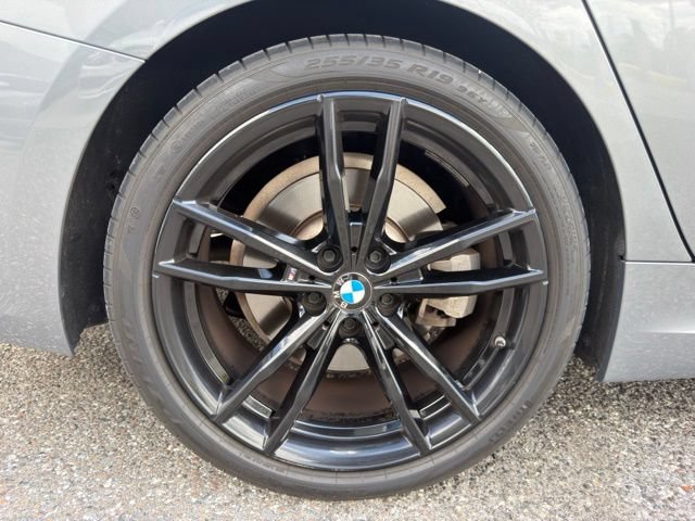 Used 2023 BMW 330i Sedan w/ M Sport Package RWD image 19