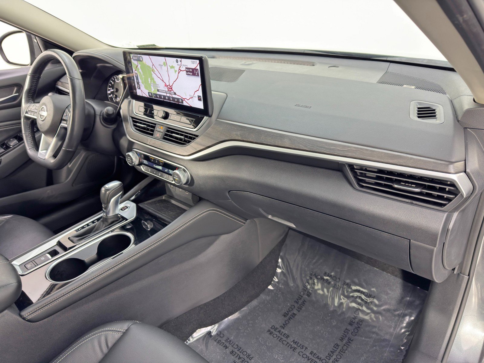 Used 2023 Nissan Altima 2.5 SL AWD/4WD image 14