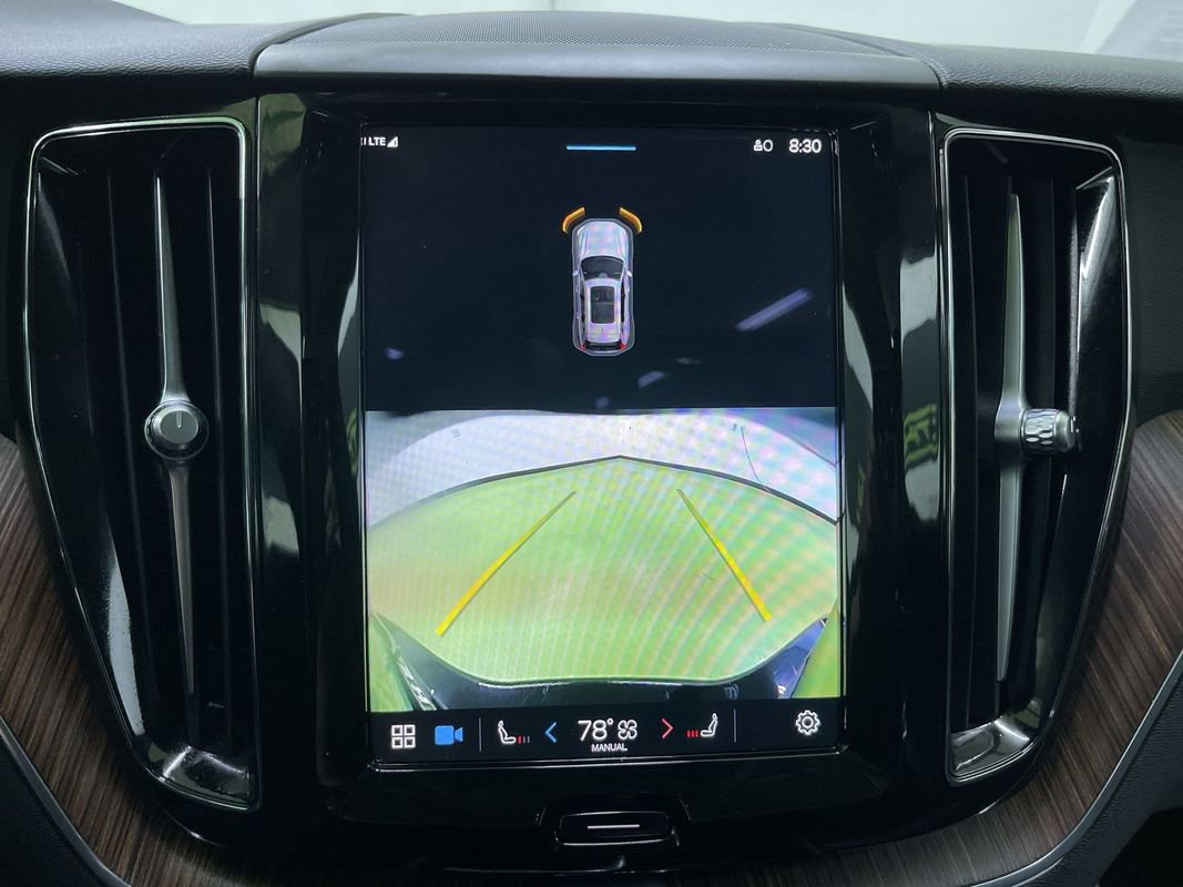 Used 2024 Volvo XC60 B5 Plus image 21