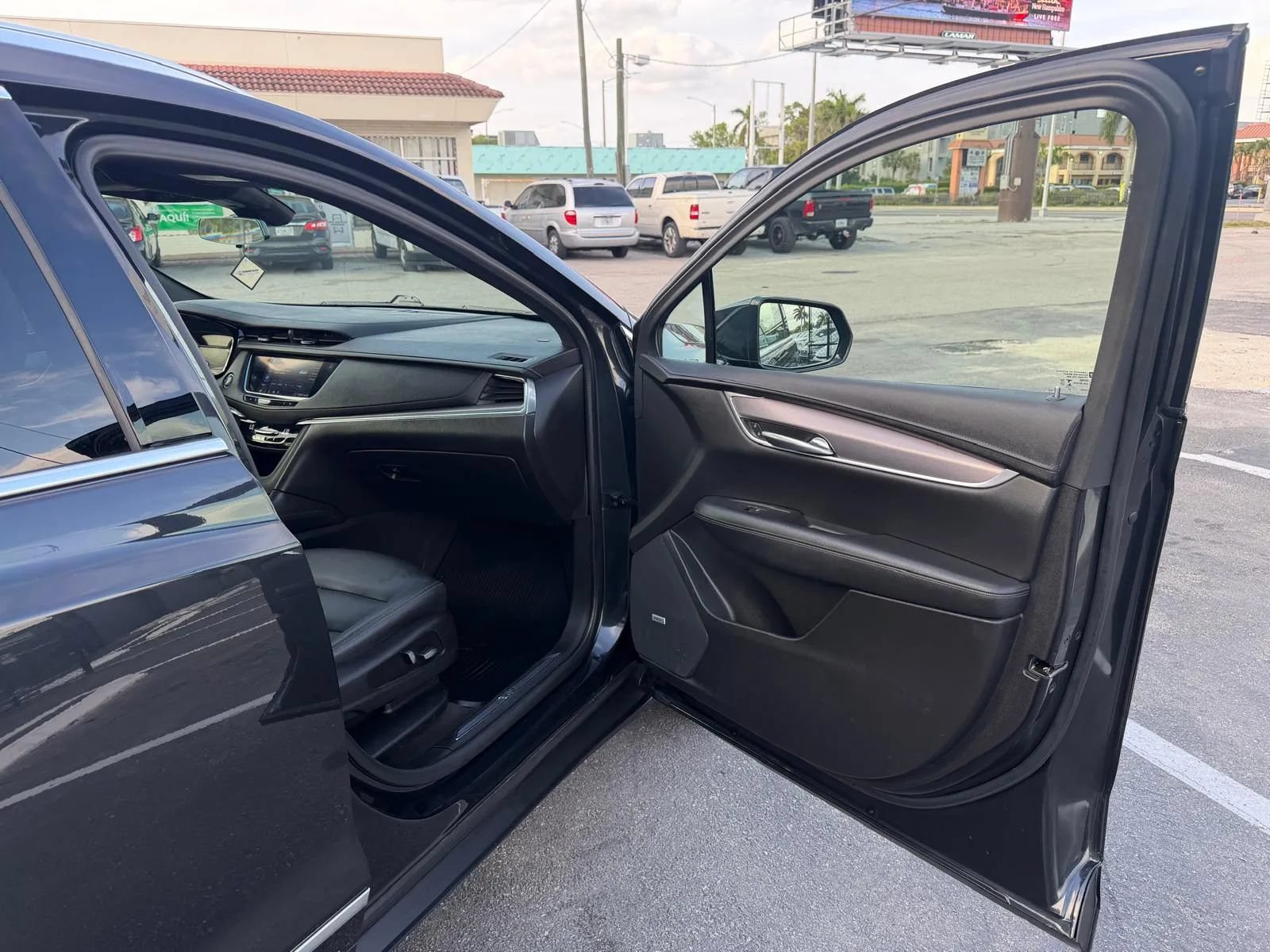 Used 2020 Cadillac XT5 Luxury FWD image 15