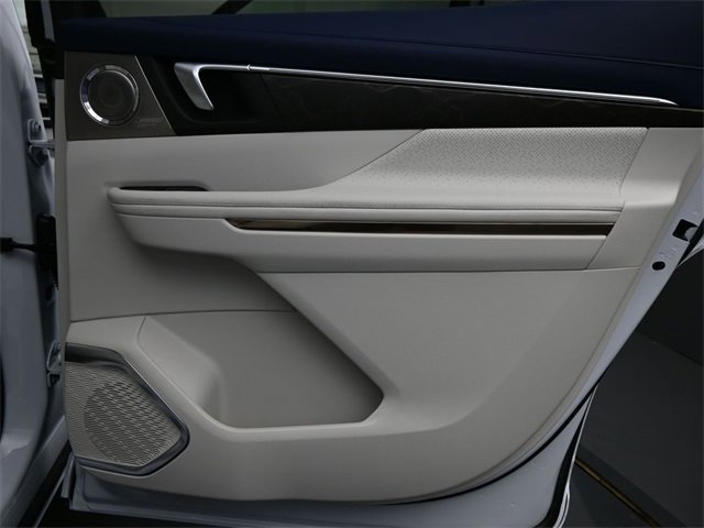 New 2026 Buick Enclave Avenir w/ Super Cruise Package image 17