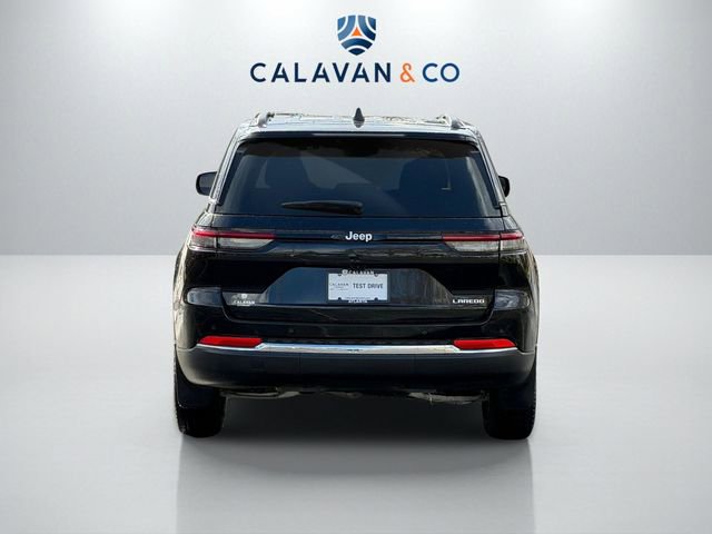 Used 2024 Jeep Grand Cherokee Laredo w/ MOPAR Finishing Package image 6