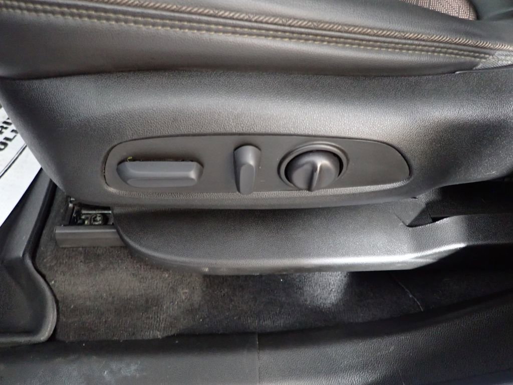 Used 2023 Chevrolet Traverse High Country image 26