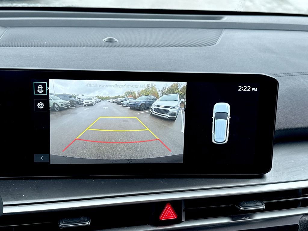 Used 2024 Kia Sorento S image 21
