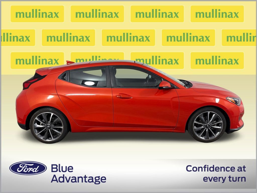 Used 2020 Hyundai Veloster 2.0 Premium FWD image 2