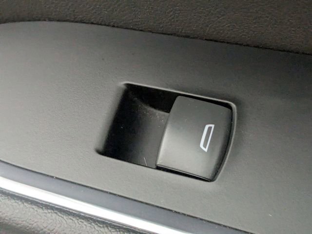 Used 2022 Chevrolet Silverado 1500 RST image 34