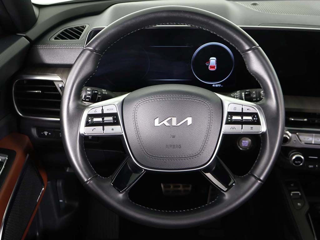 Used 2024 Kia Telluride SX FWD image 44