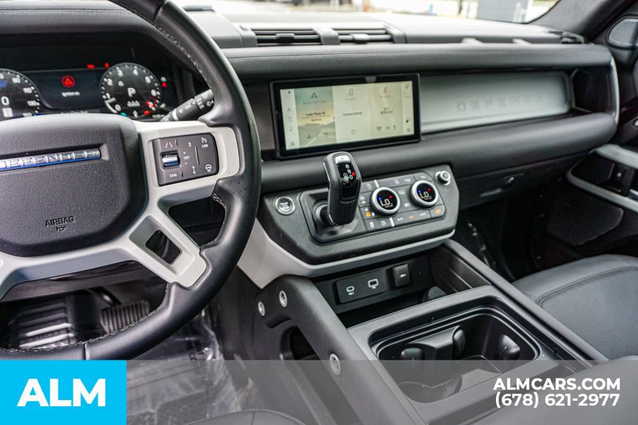 Used 2024 Land Rover Defender 110 S image 32