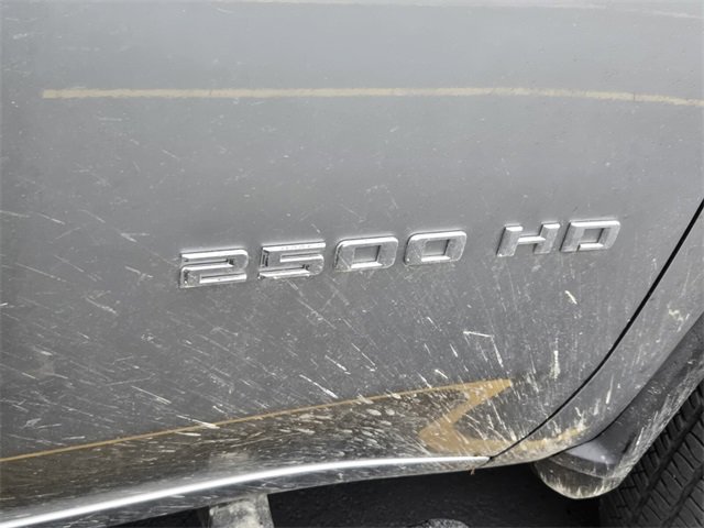 Used 2024 Chevrolet Silverado 2500 Custom w/ Custom Value Package image 5