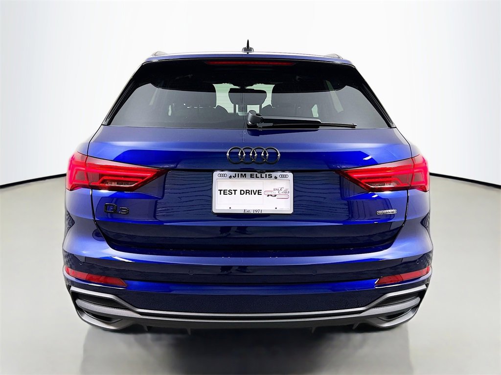 New 2025 Audi Q3 2.0T Premium image 6