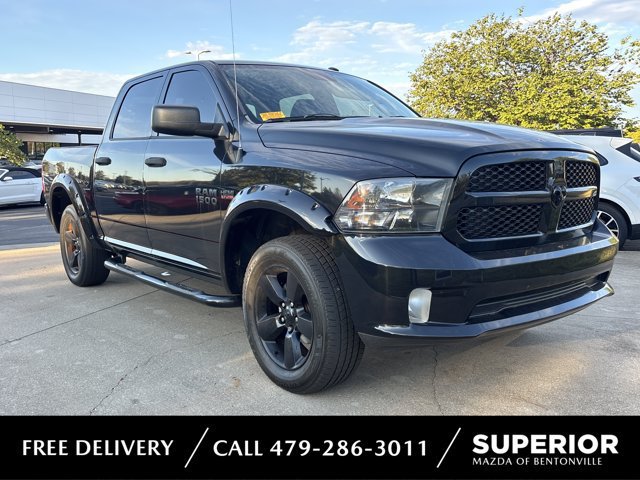 Used 2016 RAM 1500 Express w/ Black Ram 1500 Express Group AWD/4WD image 1