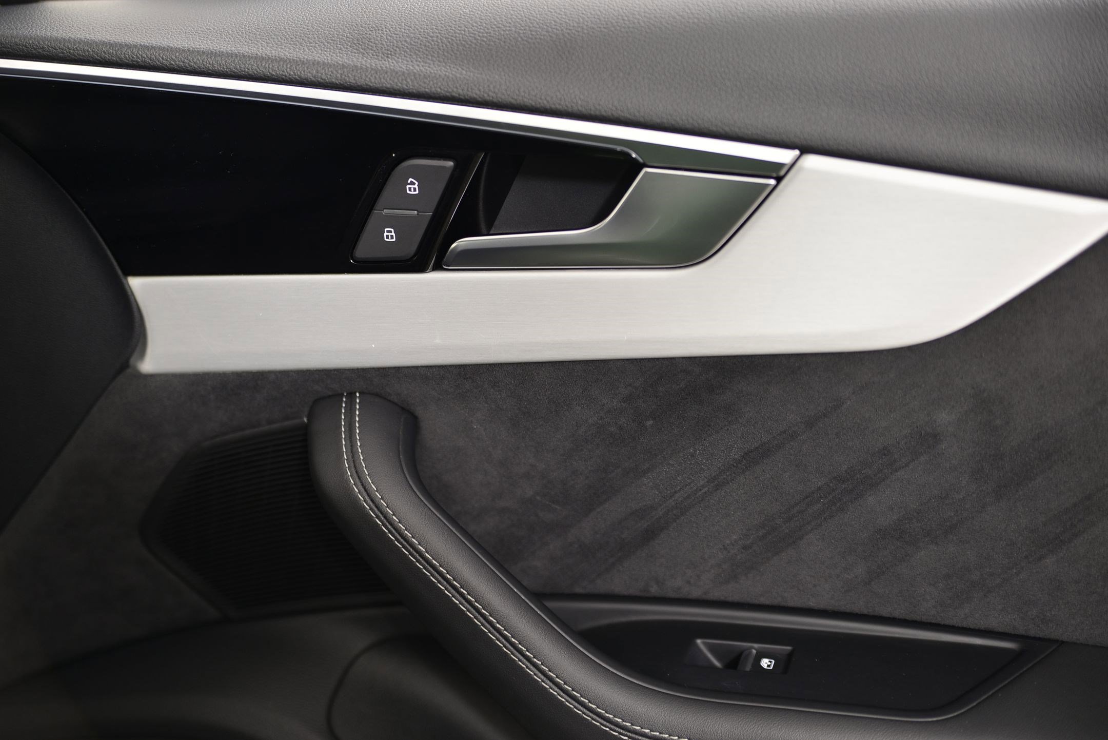 Used 2023 Audi A4 2.0T Premium Plus w/ Premium Plus Package image 9