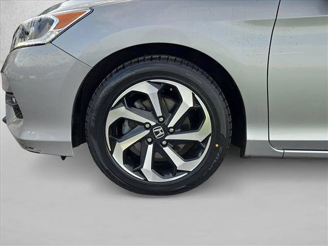 Used 2017 Honda Accord EX image 24