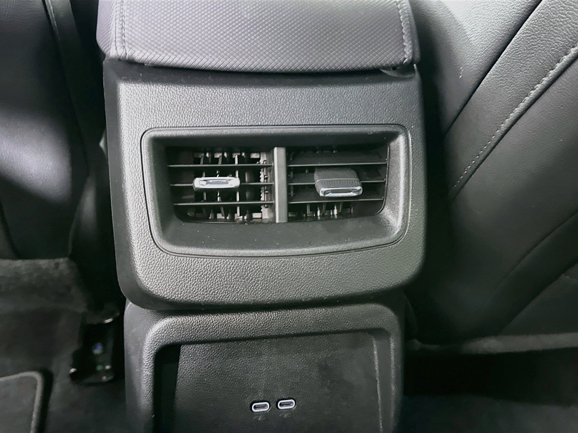 Used 2024 Chevrolet Equinox EV LT w/ LPO, All-Weather Mat Package FWD image 27