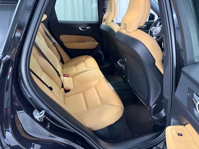 Used 2020 Volvo XC60 T6 Inscription w/ Protection Package image 8