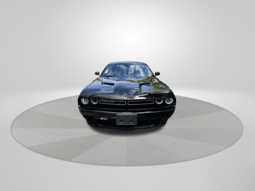 Used 2023 Dodge Challenger SXT video 2