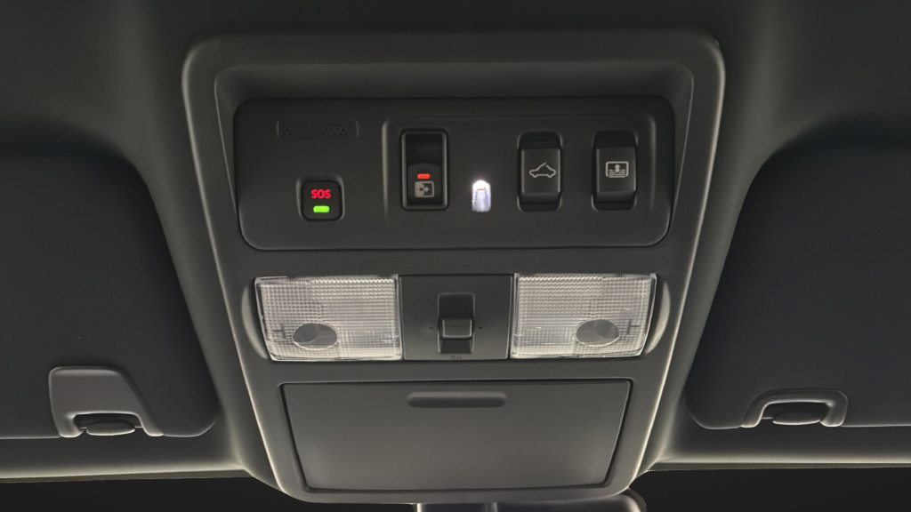Used 2023 Nissan Titan PRO-4X w/ Pro-4x Convenience Package AWD/4WD image 30