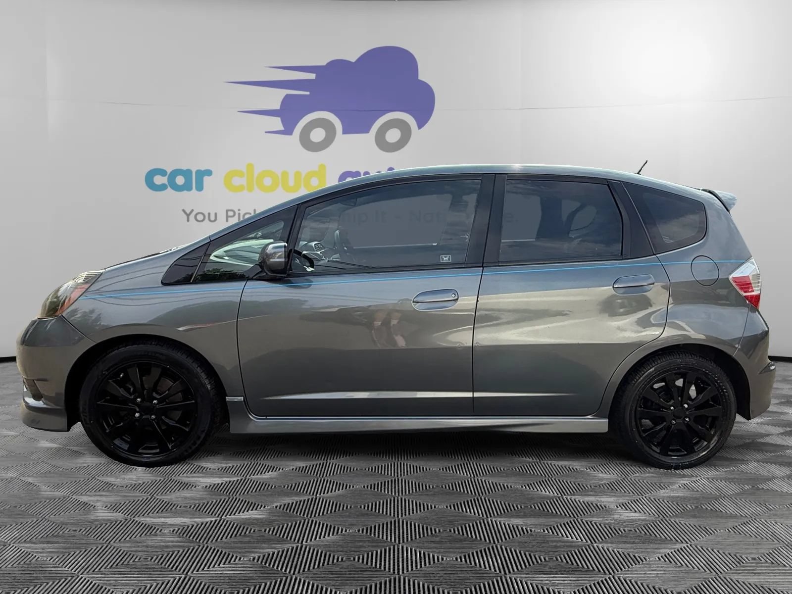 Used 2013 Honda Fit Sport image 2