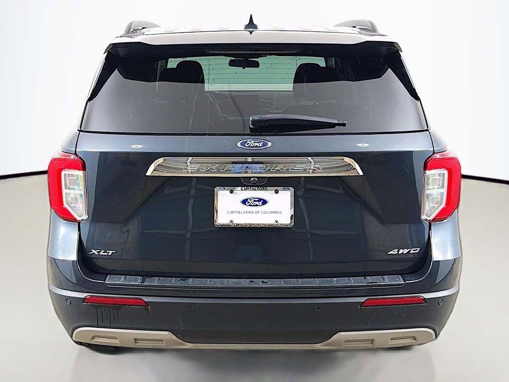 Used 2022 Ford Explorer XLT w/ Equipment Group 202A image 11