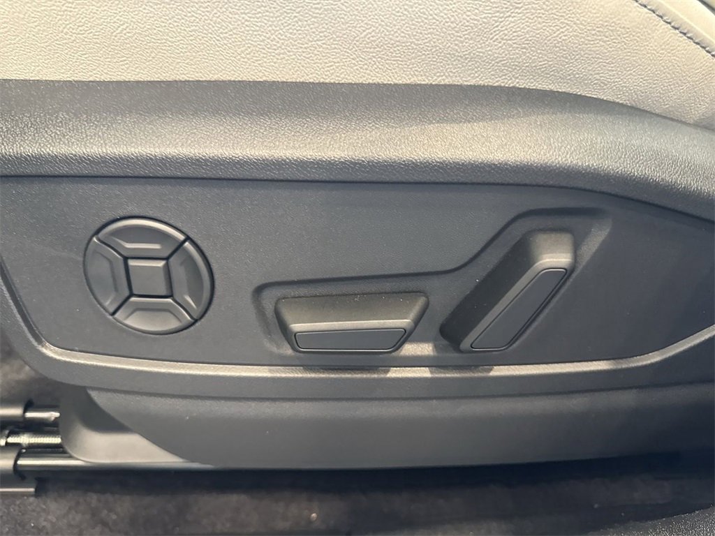 New 2025 Audi Q5 Premium Plus image 12