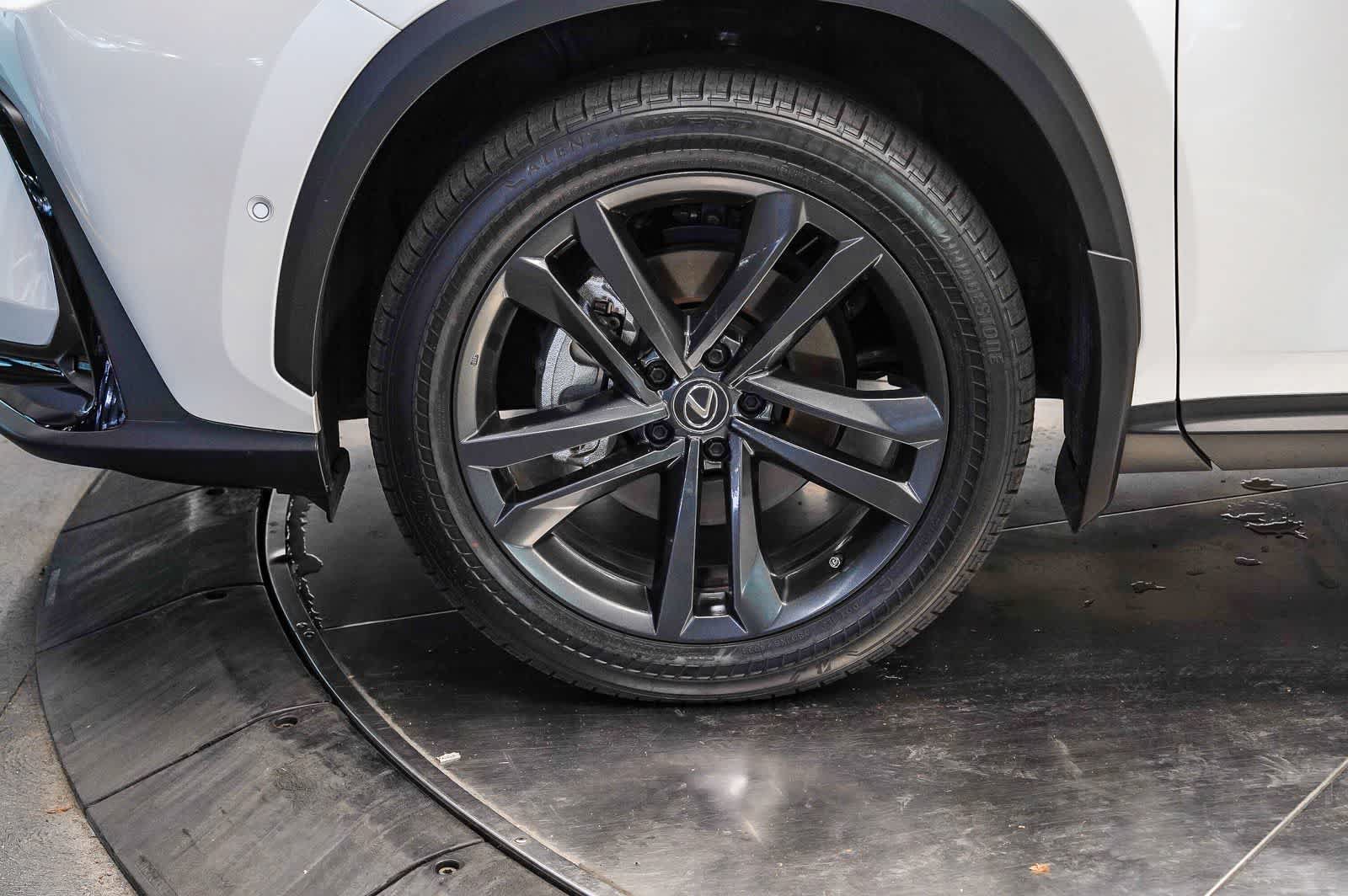 Used 2025 Lexus NX 450h+ AWD w/ Accessory Package (2T) image 9