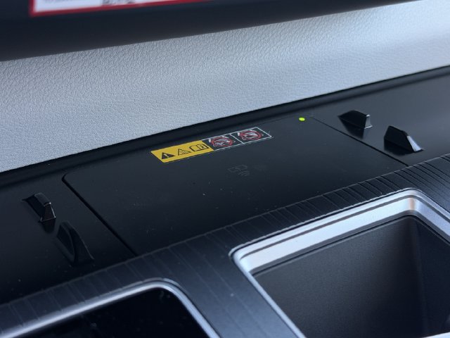 New 2026 Toyota Sienna XLE FWD image 19