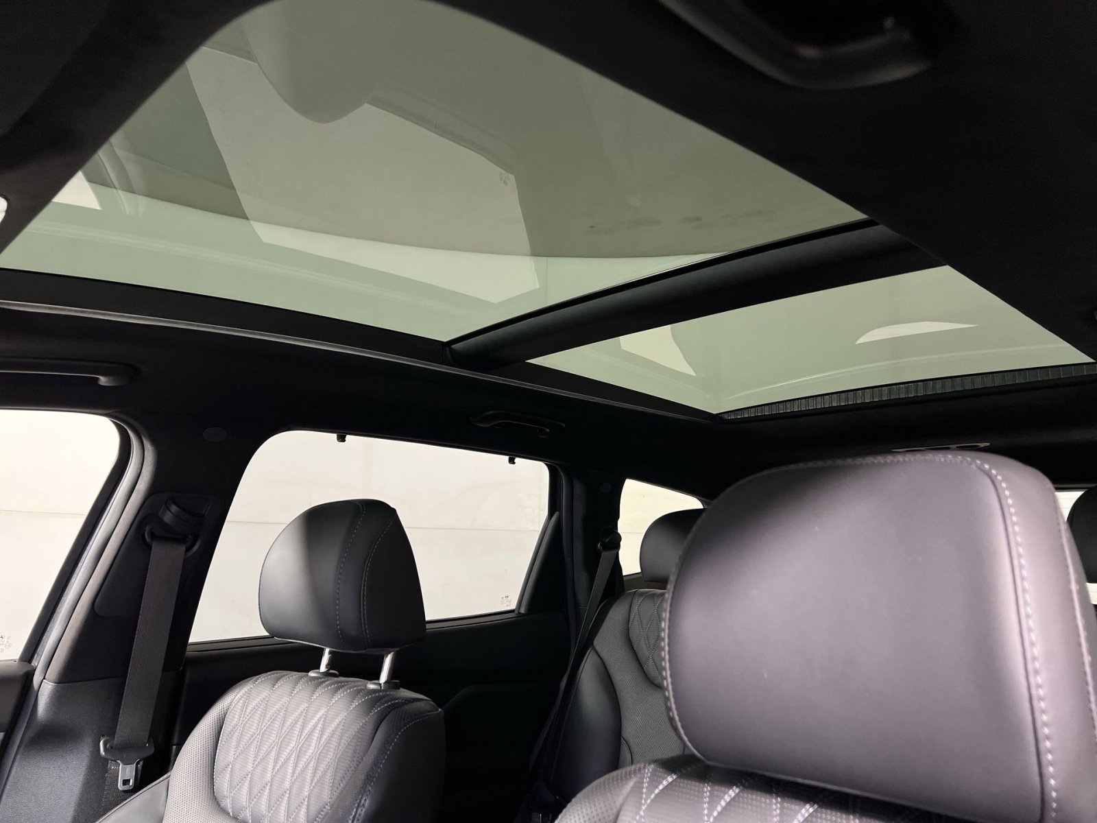 Used 2023 Hyundai Santa Fe Calligraphy AWD/4WD image 24