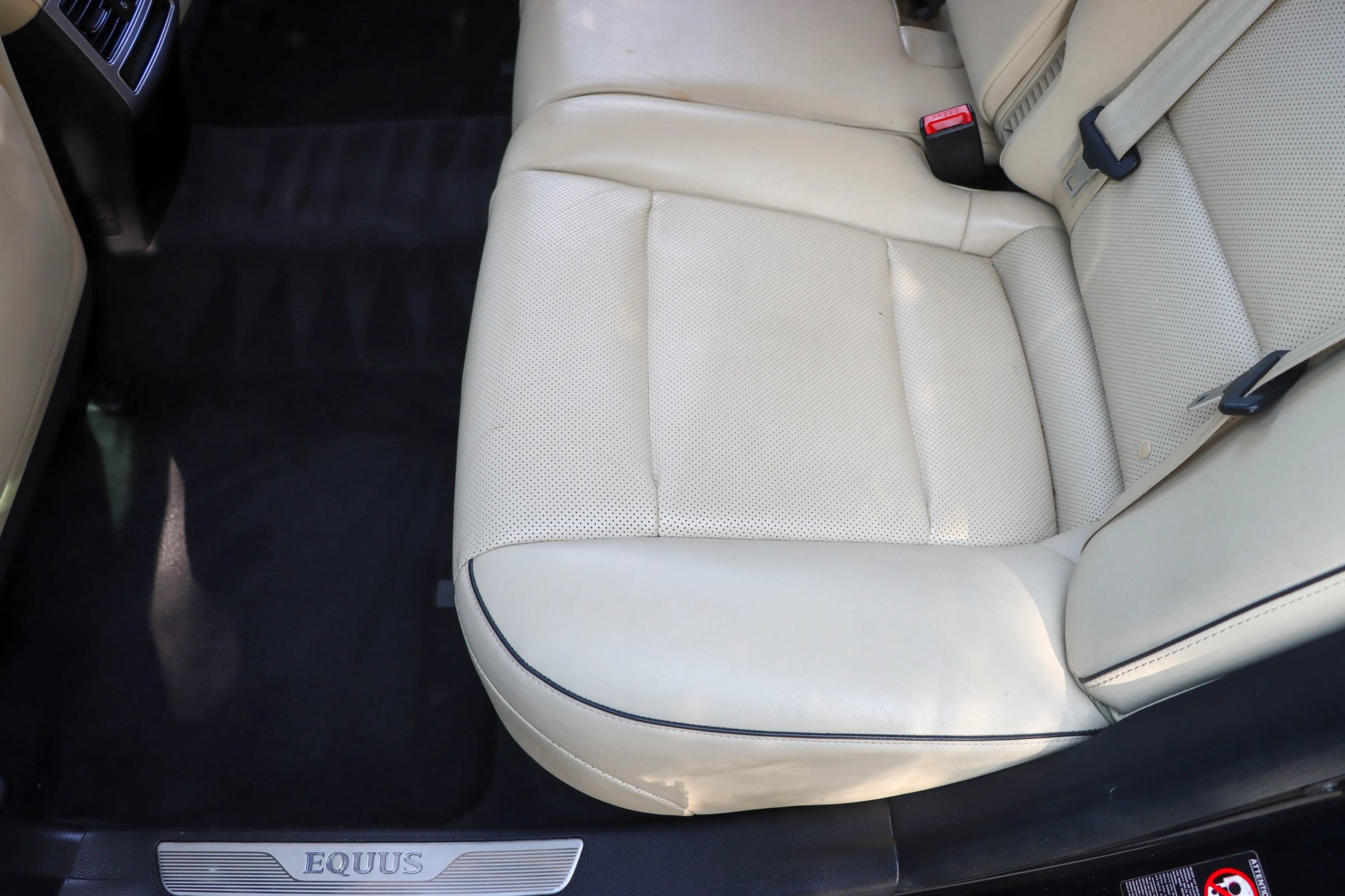 Used 2016 Hyundai Equus Ultimate RWD image 18