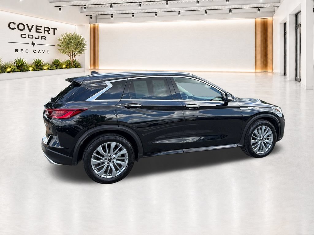 Used 2024 INFINITI QX50 Luxe AWD/4WD image 12