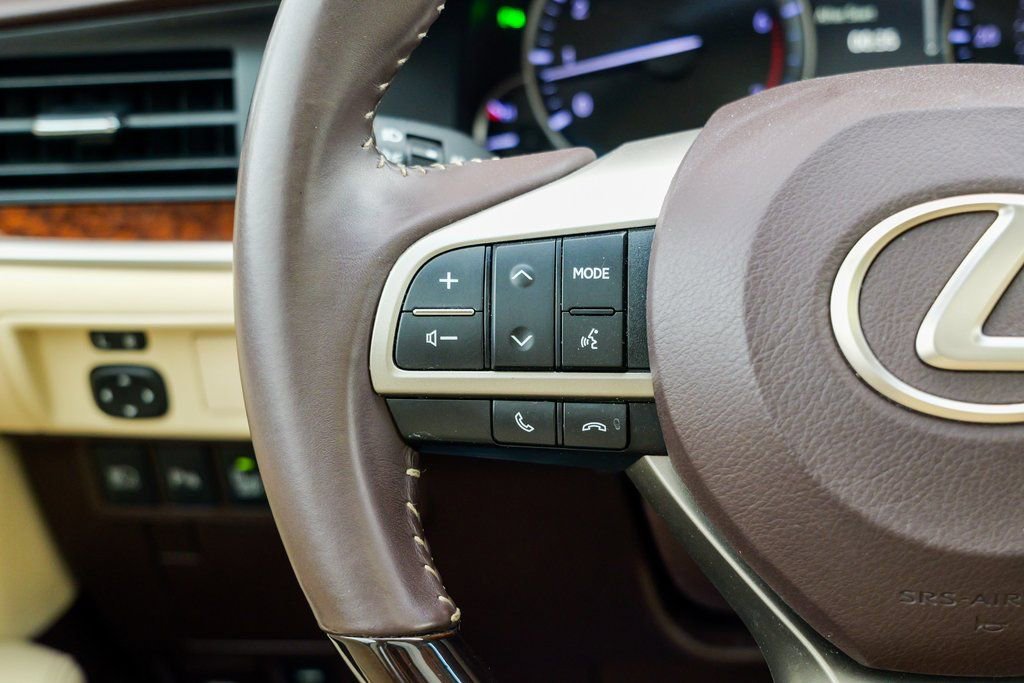 Used 2018 Lexus ES 350 w/ Premier Package image 41