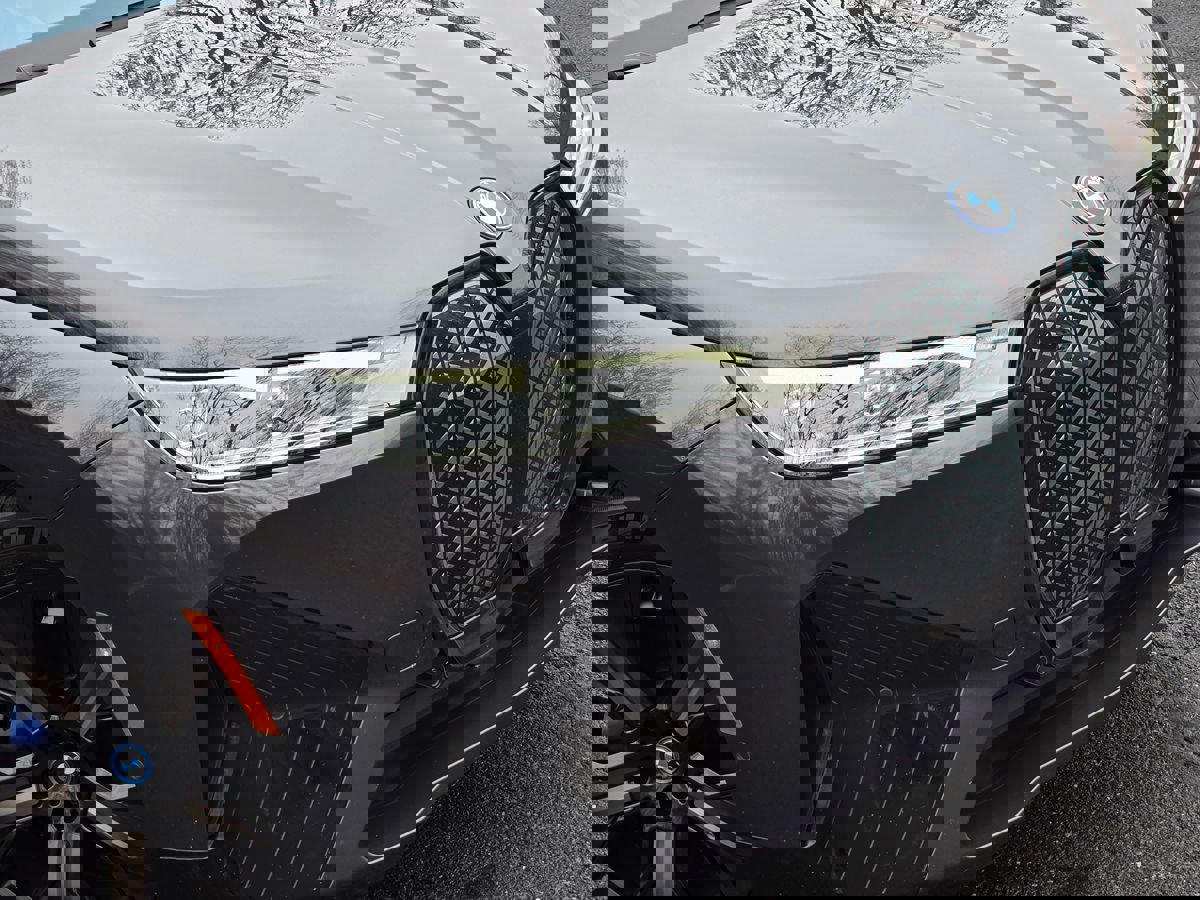 Used 2024 BMW iX xDrive50 w/ Premium Package image 74