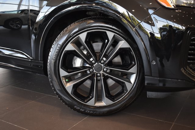 Used 2026 Audi Q7 3.0T Premium Plus w/ Premium Plus Package AWD/4WD image 2