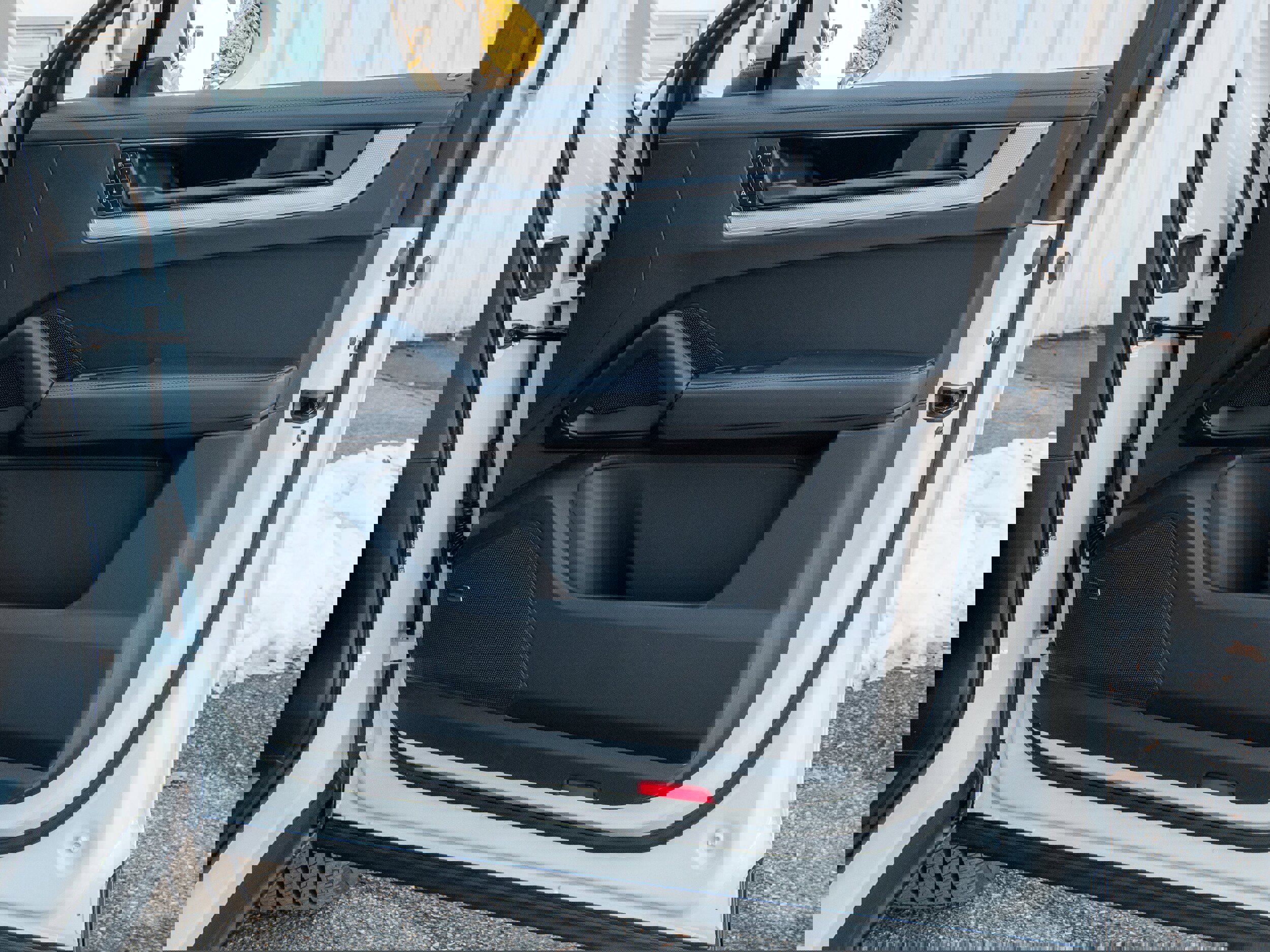 New 2026 Porsche Cayenne S image 28