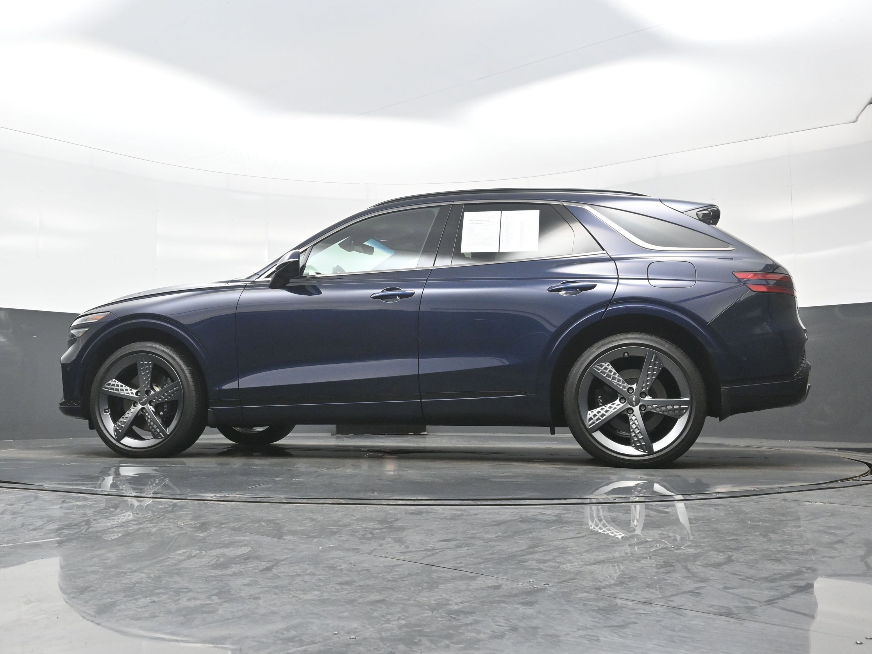 Certified 2023 Genesis GV70 2.5T w/ Sport Prestige Package image 30