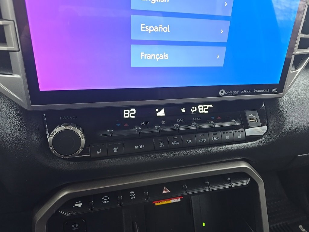 Used 2024 Toyota Tundra Limited image 26