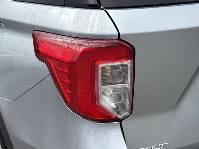 Certified 2022 Ford Explorer XLT AWD/4WD image 11