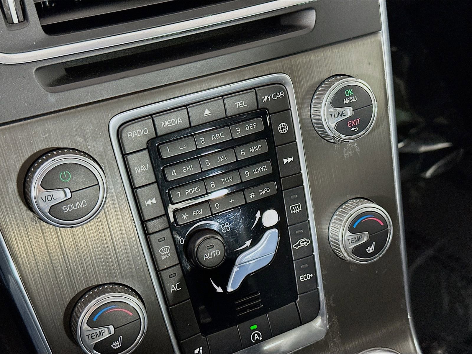 Used 2016 Volvo V60 T5 Premier image 15