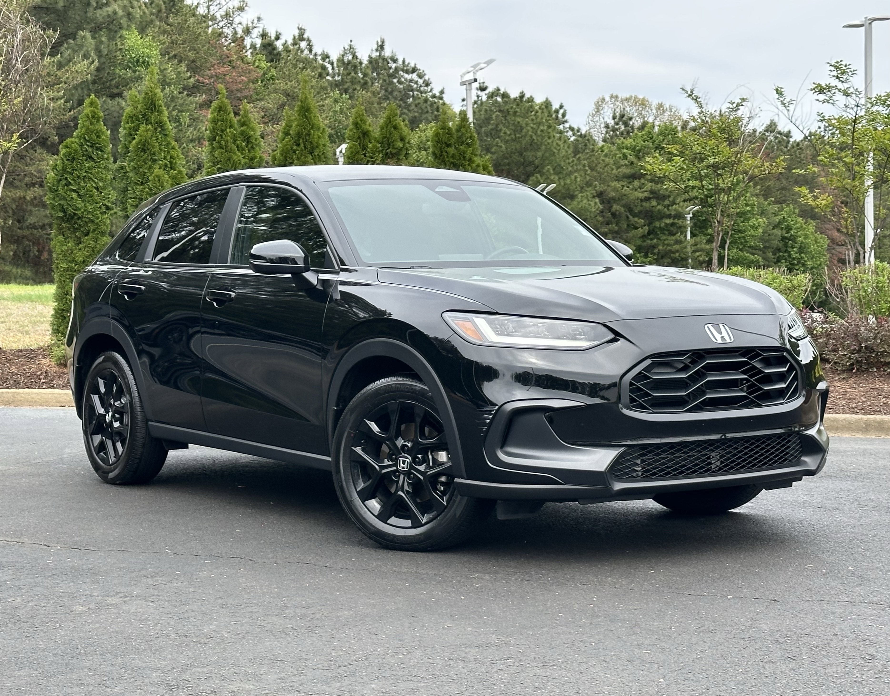 Used 2024 Honda HR-V Sport image 2