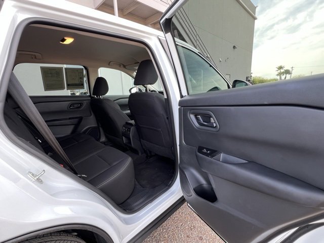 Certified 2025 Nissan Rogue S image 25