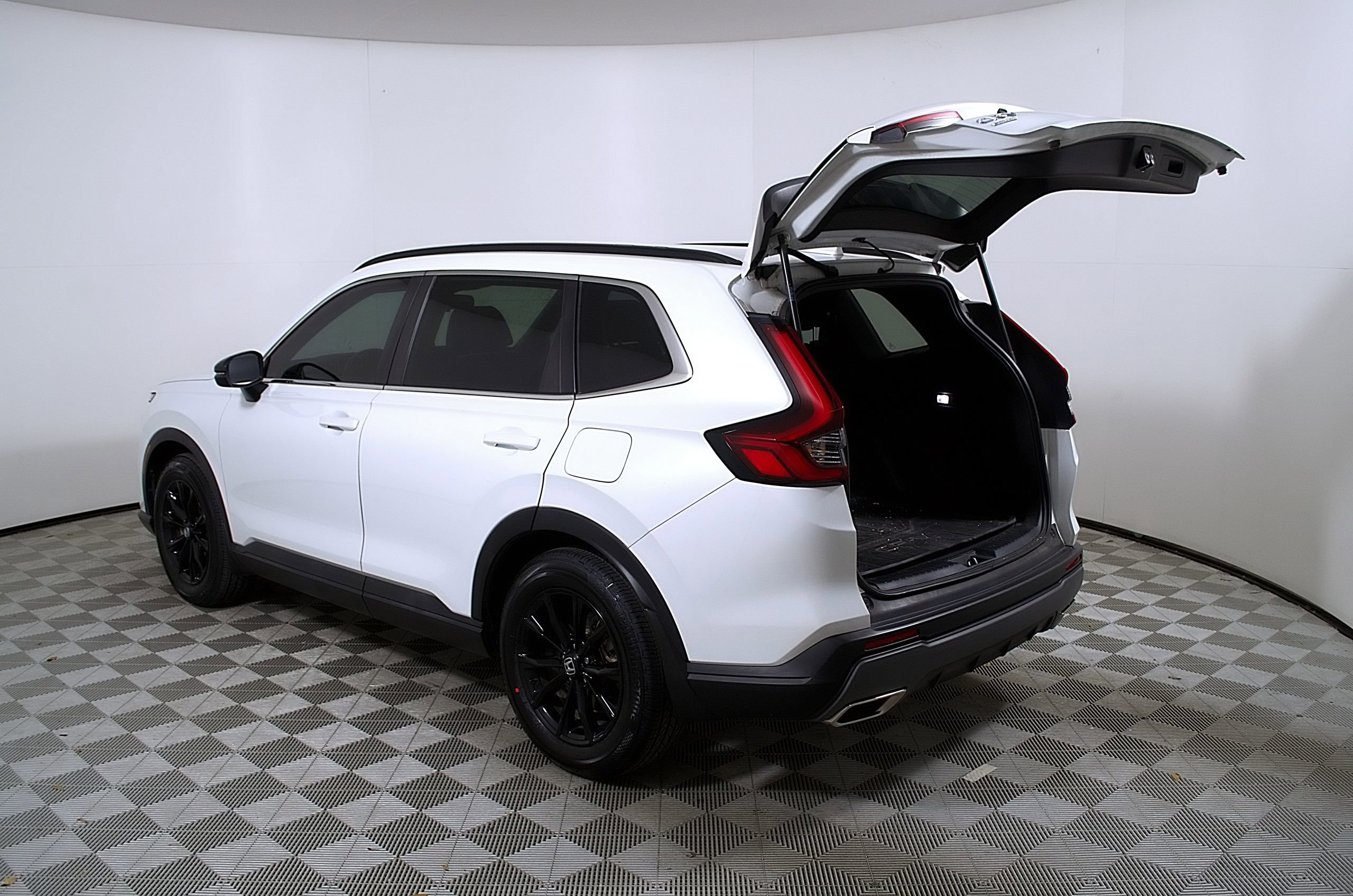 Used 2023 Honda CR-V Sport image 10