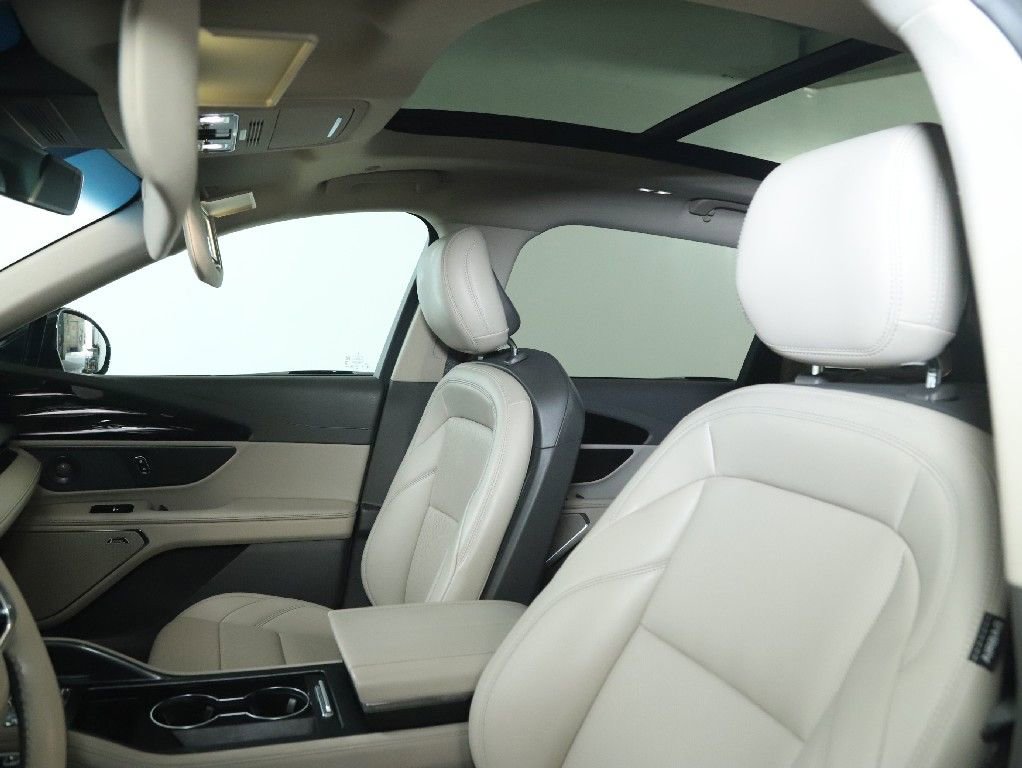 Used 2024 Lincoln Nautilus Premier w/ Equipment Group 102A image 22