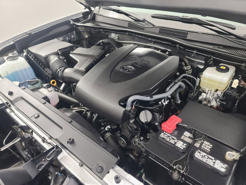 Used 2021 Toyota Tacoma TRD Off-Road w/ Blackout Package (TMS) image 39